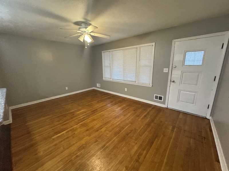 4311 Raven Ridge Dr - Photo 5 of 18
