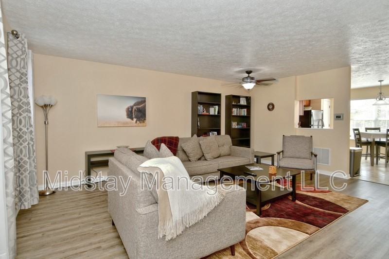 3043 Armory Dr - Photo 3 of 20