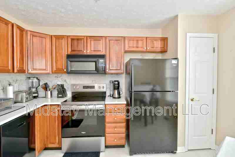 3043 Armory Dr - Photo 4 of 20