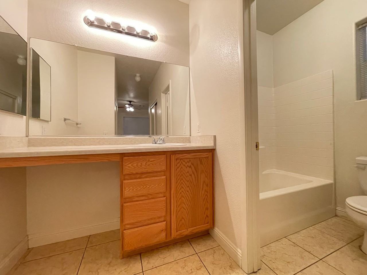 7908 Horn Beam Ct - Photo 5 of 9