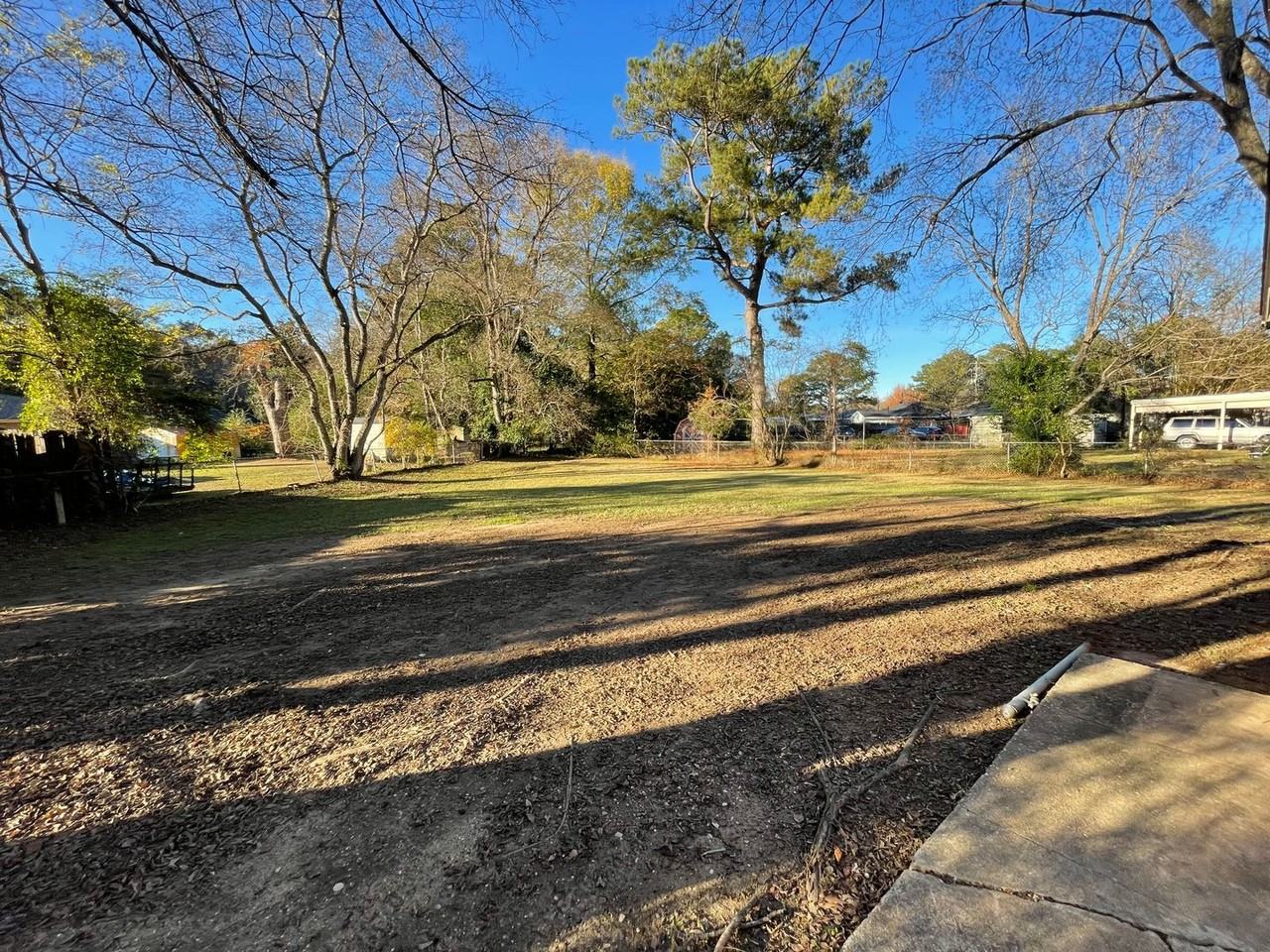 6265 Wares Ferry Rd - Photo 4 of 12