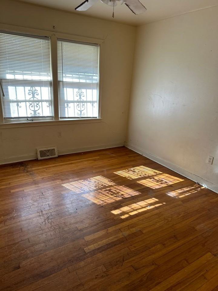 245 Shady Cir - Photo 4 of 8