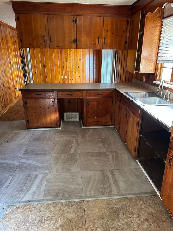 245 Shady Cir - Photo 6 of 8