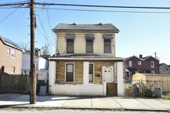 208 Pattison St - Photo 1 of 1