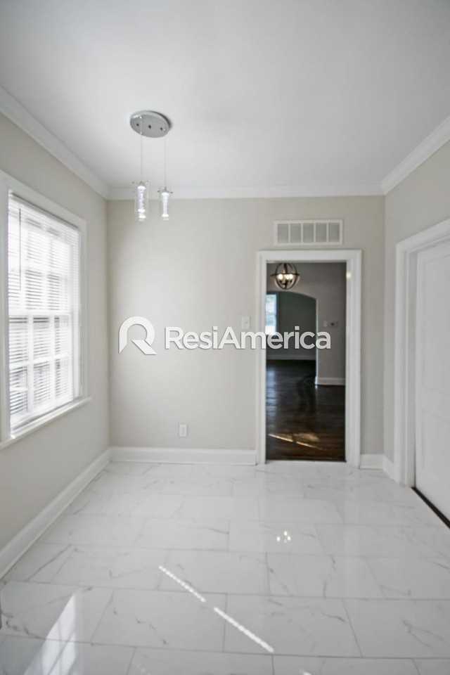 1628 Vollintine Ave - Photo 4 of 20