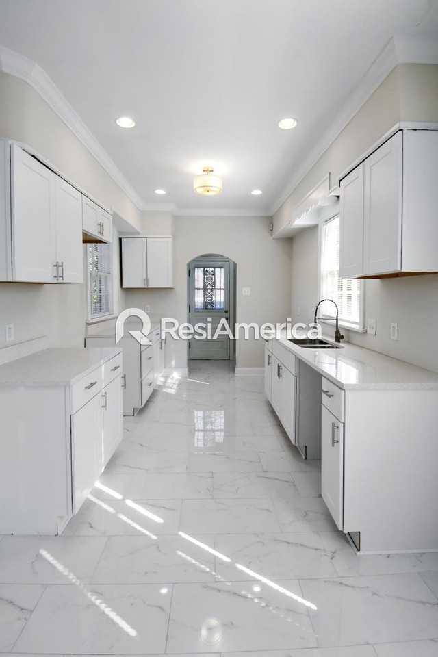 1628 Vollintine Ave - Photo 5 of 20