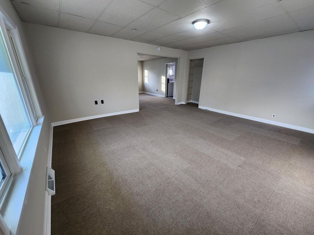 1707 5th St - Photo 3 of 12