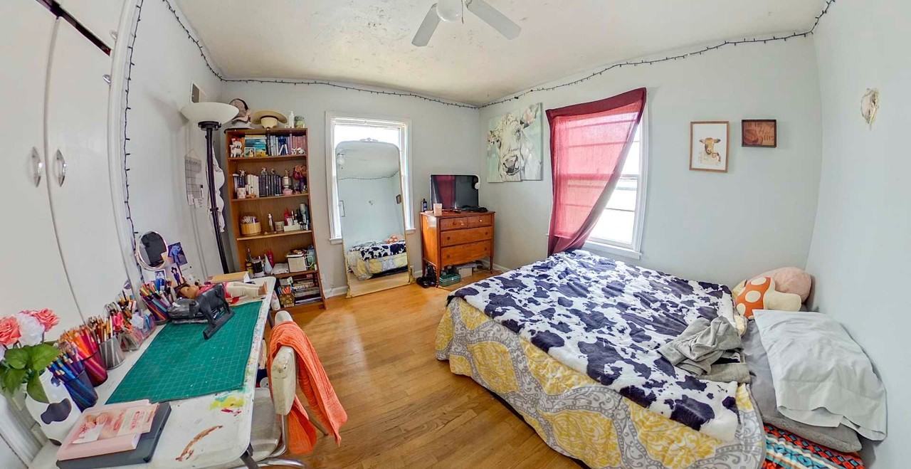 630 Bertrand Street - Photo 4 of 10