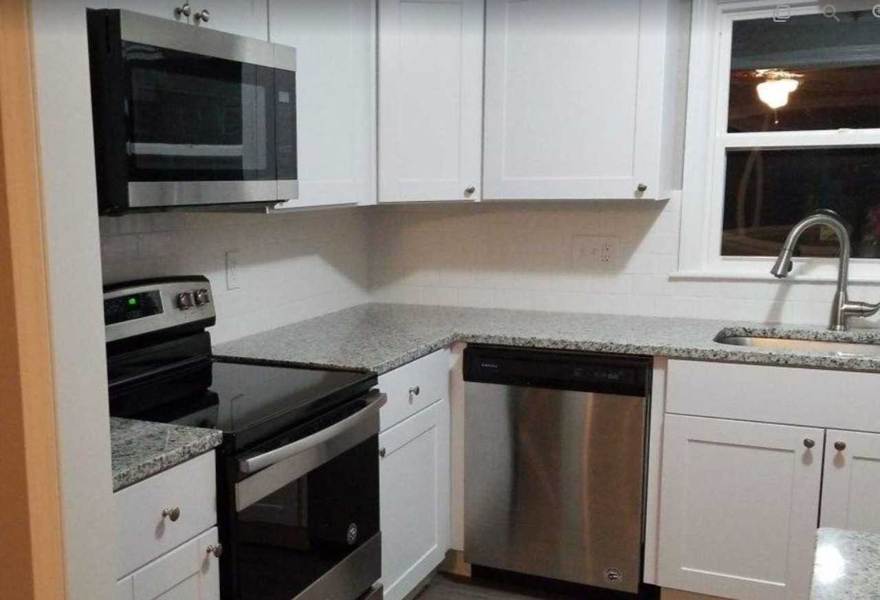 10621 E 56th St - Photo 2 of 6