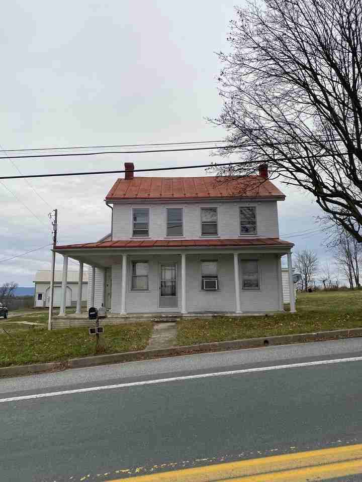 4357 Roxbury Rd - Photo 2 of 21