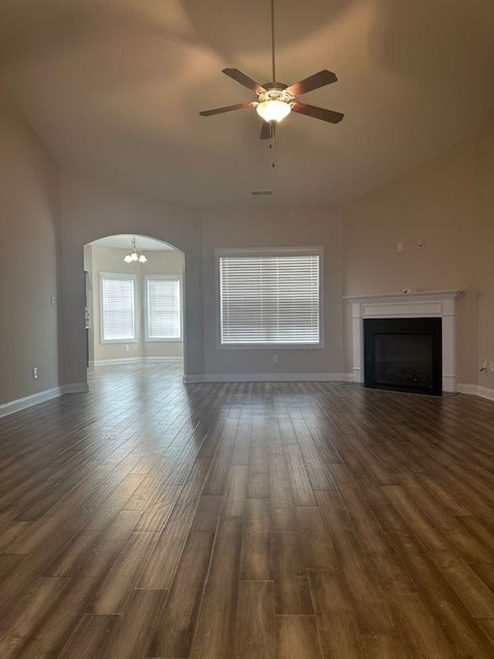 104 Tiburon Ct - Photo 3 of 23