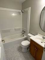 featured image of 3428 W Hamilton Ave