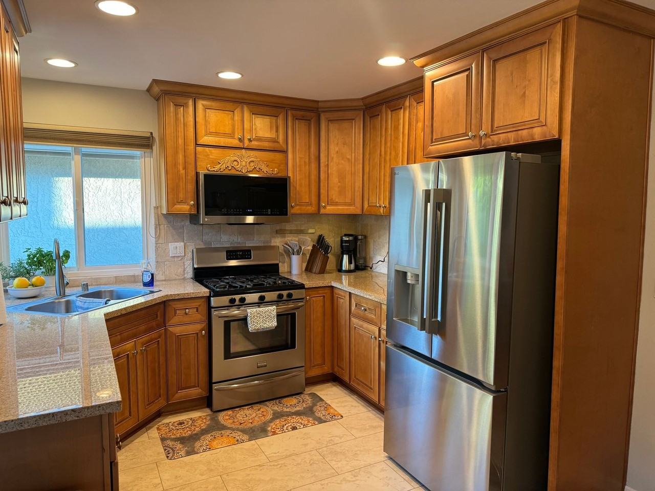 197 La Veta Dr - Photo 6 of 14