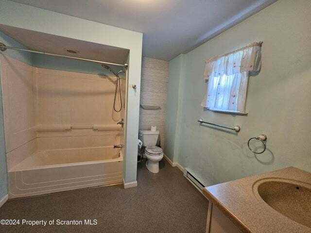 624 Court St. - Photo 3 of 13