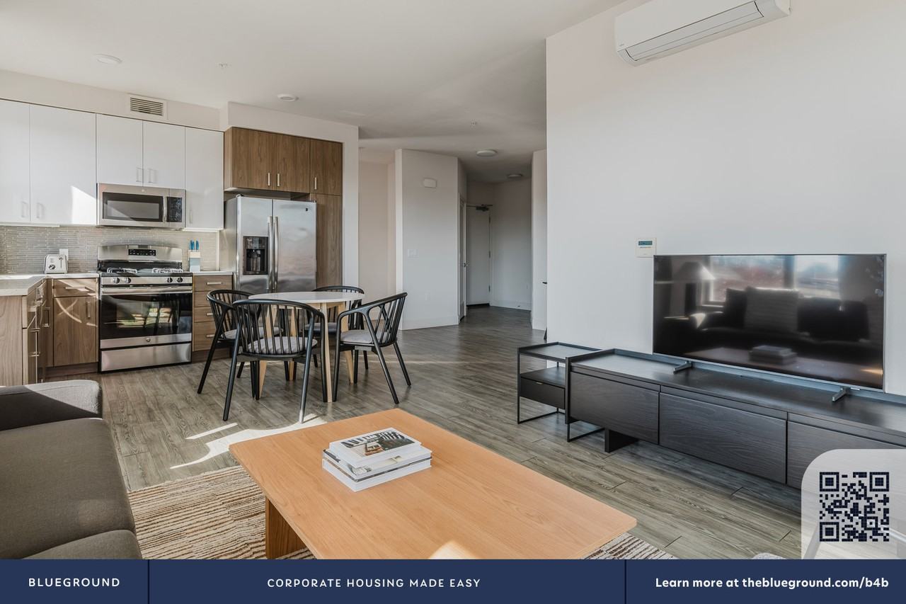 3645 Haven Avenue - Photo 5 of 45