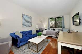 988 Madison Ave - Photo 1 of 1