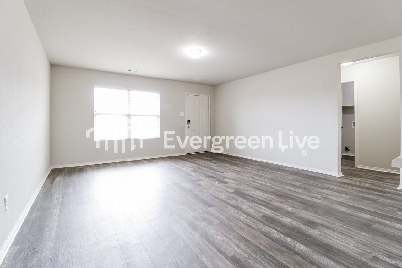 17 Dobbin Dr - Photo 6 of 15