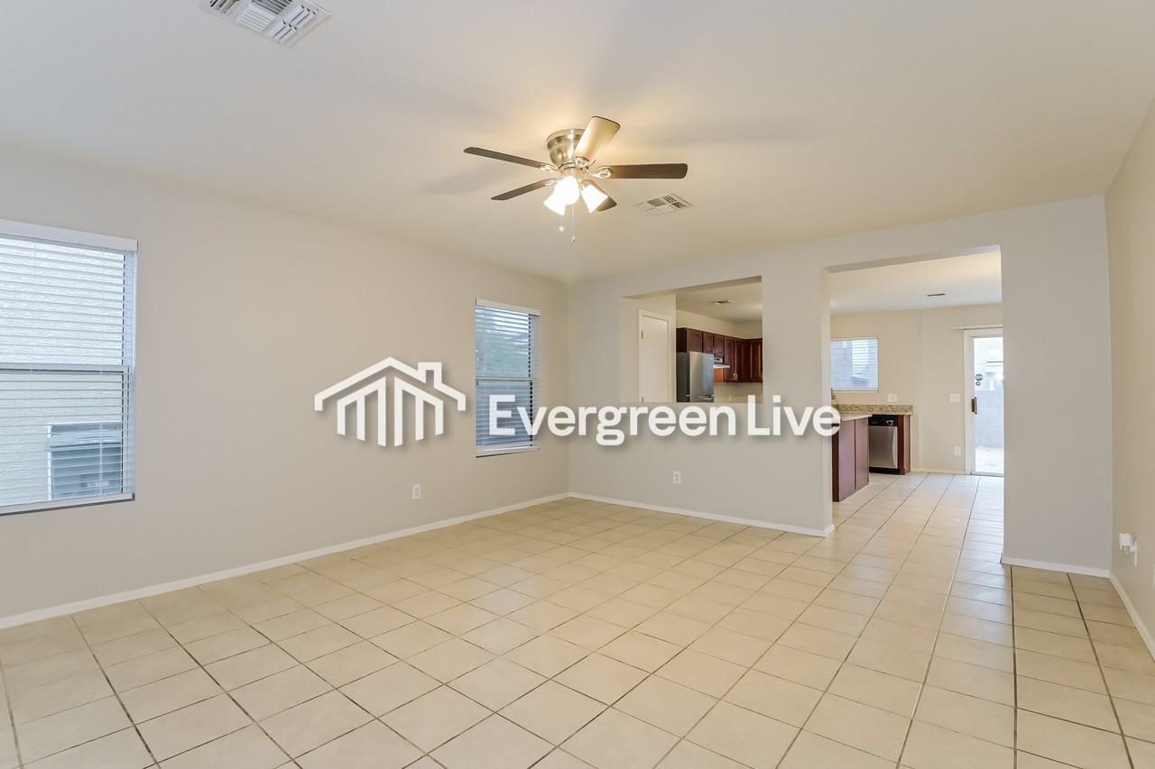 1581 E Balaton Pl - Photo 7 of 20