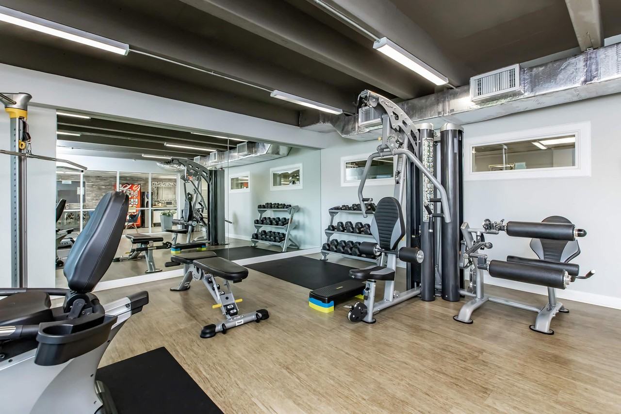 2500 Boca on Federal - Photo 5 of 50