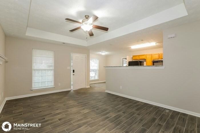 1050 Overlook St - Photo 3 of 16