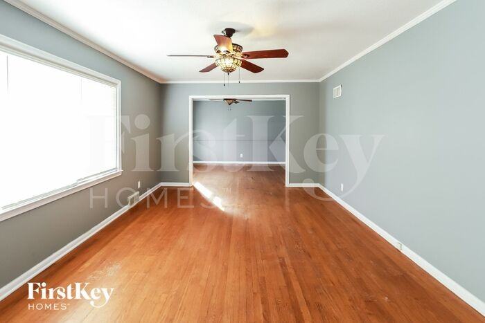 3232 Shady Bend Dr - Photo 2 of 16