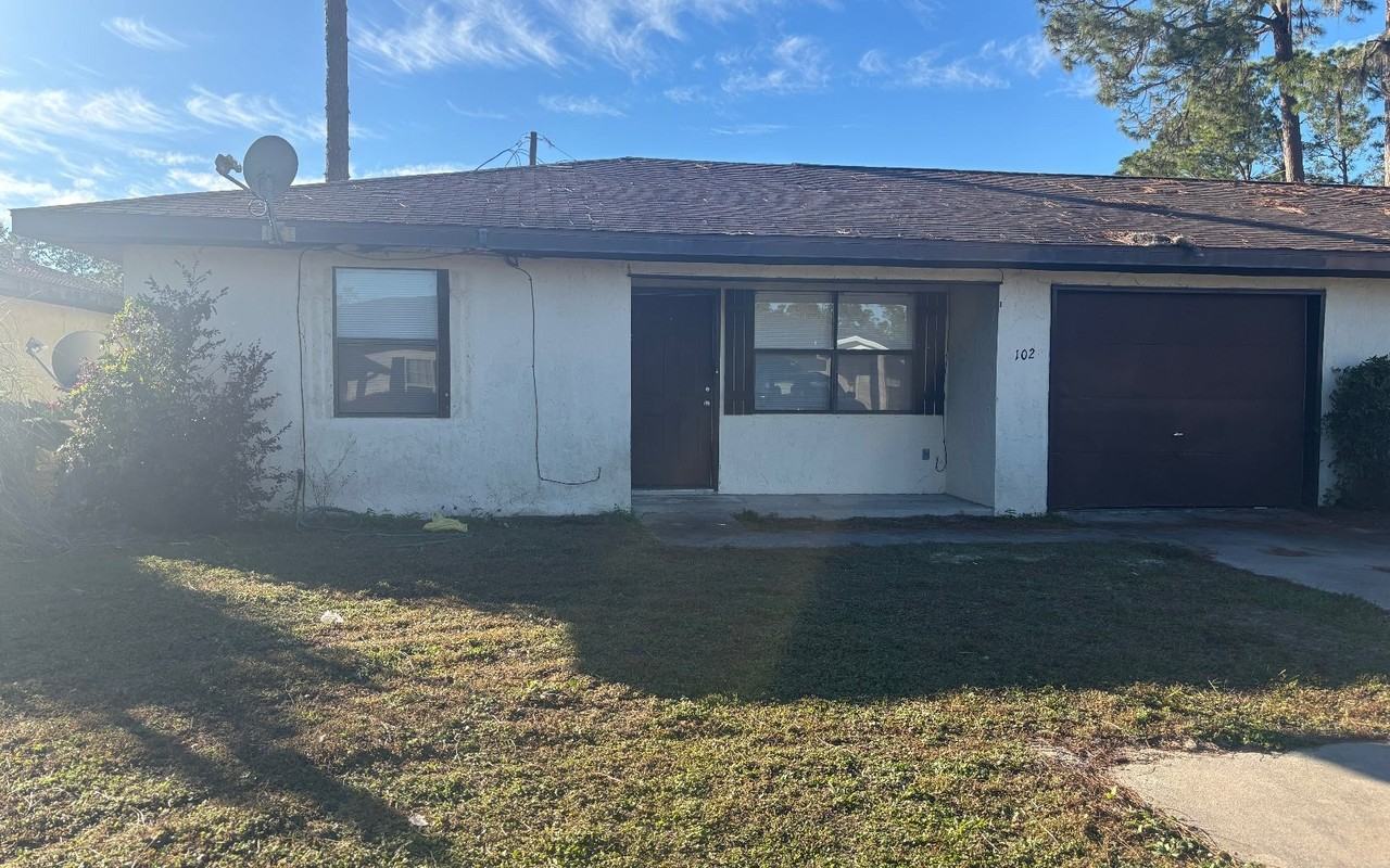 3782 Nw Archer St Apt 102 - Photo 2 of 9