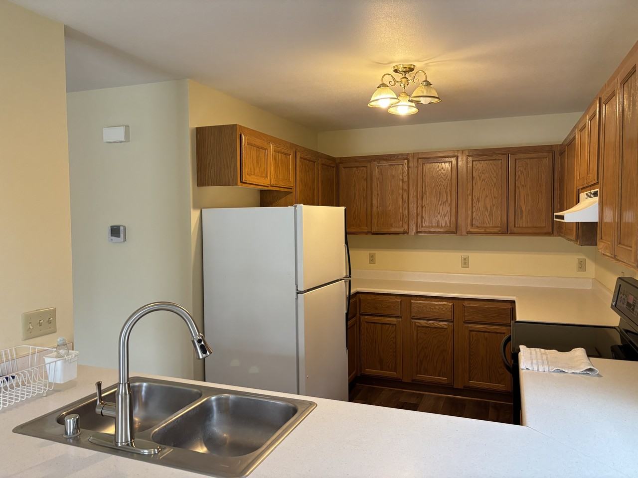 756 Saint John St #756 - Photo 6 of 25