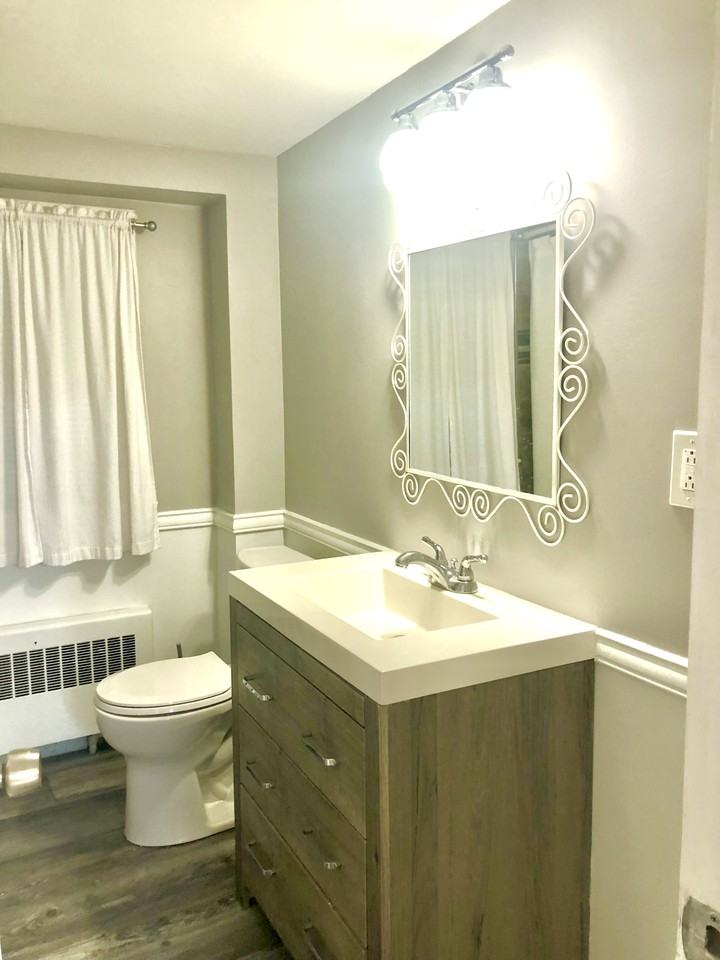 8 Rock Cliff Rd - Photo 3 of 7