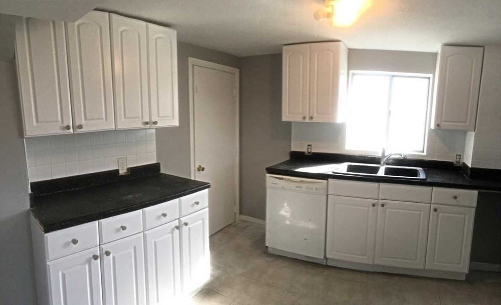 55 Maverick St #55 - Photo 2 of 12