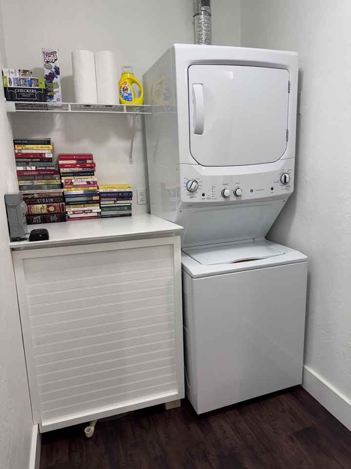 2409 N Robinson Ave #D - Photo 7 of 21