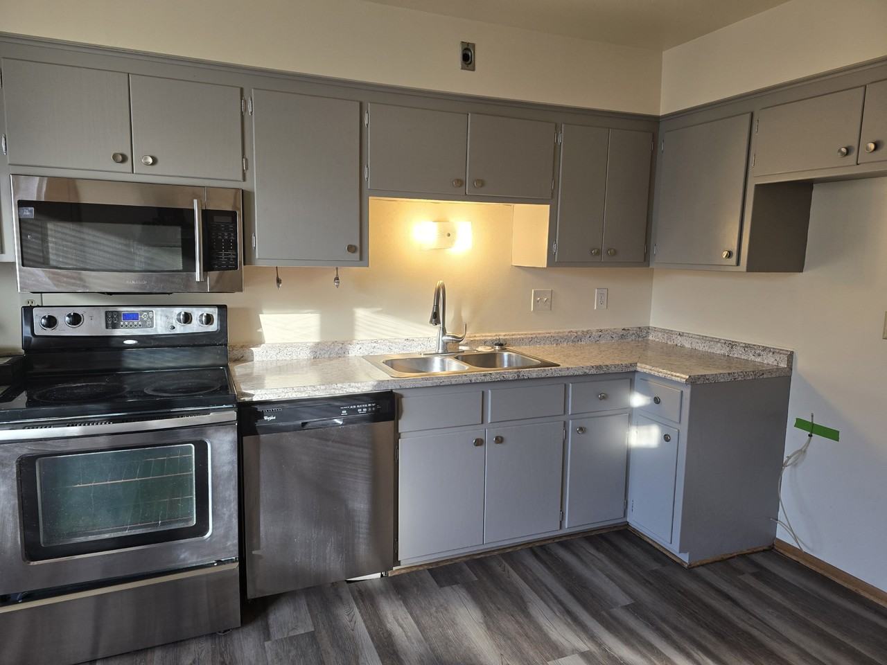 4027 N 82nd St - Photo 2 of 10