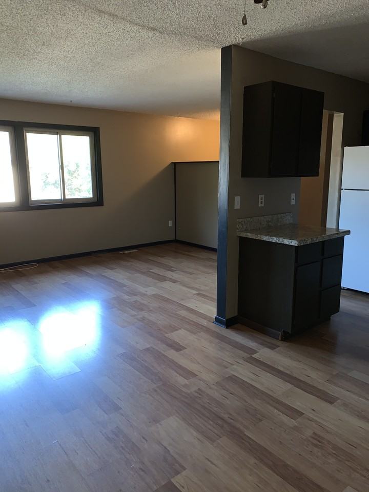 4153 Austin St Ne - Photo 2 of 10