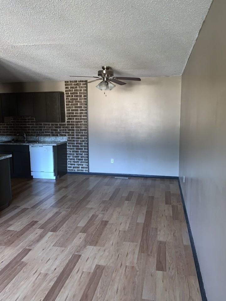 4153 Austin St Ne - Photo 3 of 10