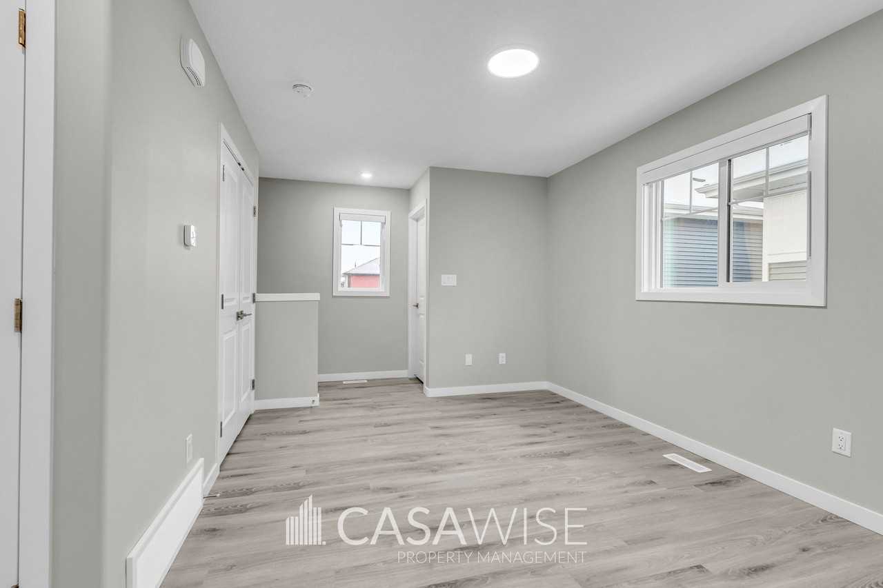 6079 Naden Landing NW #GS - Photo 5 of 16