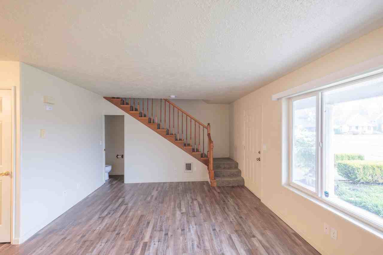 153 E Ash St - Photo 5 of 11