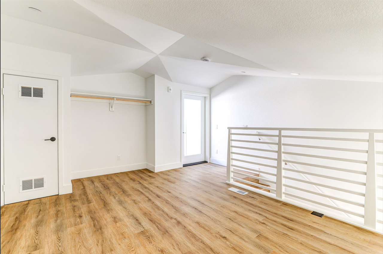 7606 Girard Avenue - Photo 7 of 9