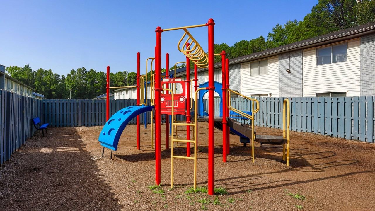 Crystal Townhomes - Photo 6 of 19