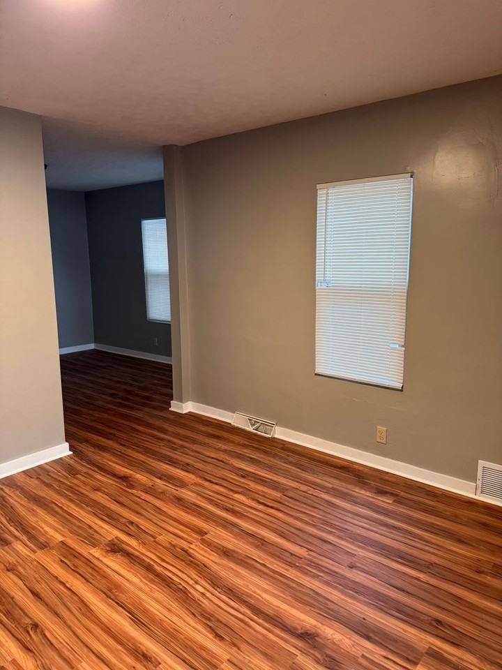 618 Beechwood Ave - Photo 2 of 7