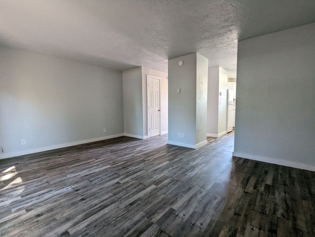 1044 Q Street #C - Photo 5 of 20