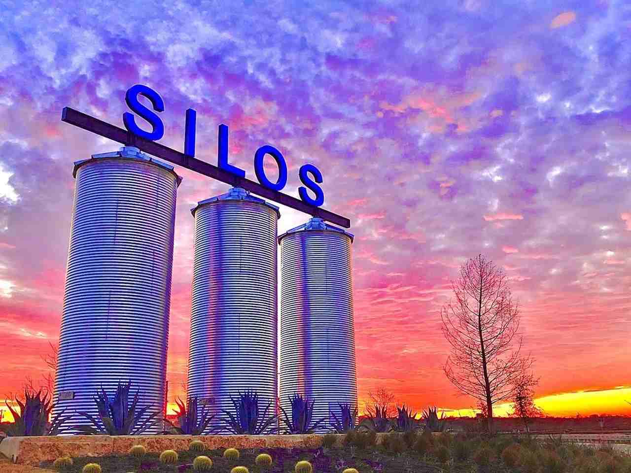 6407 Tractor Way - Photo 4 of 25