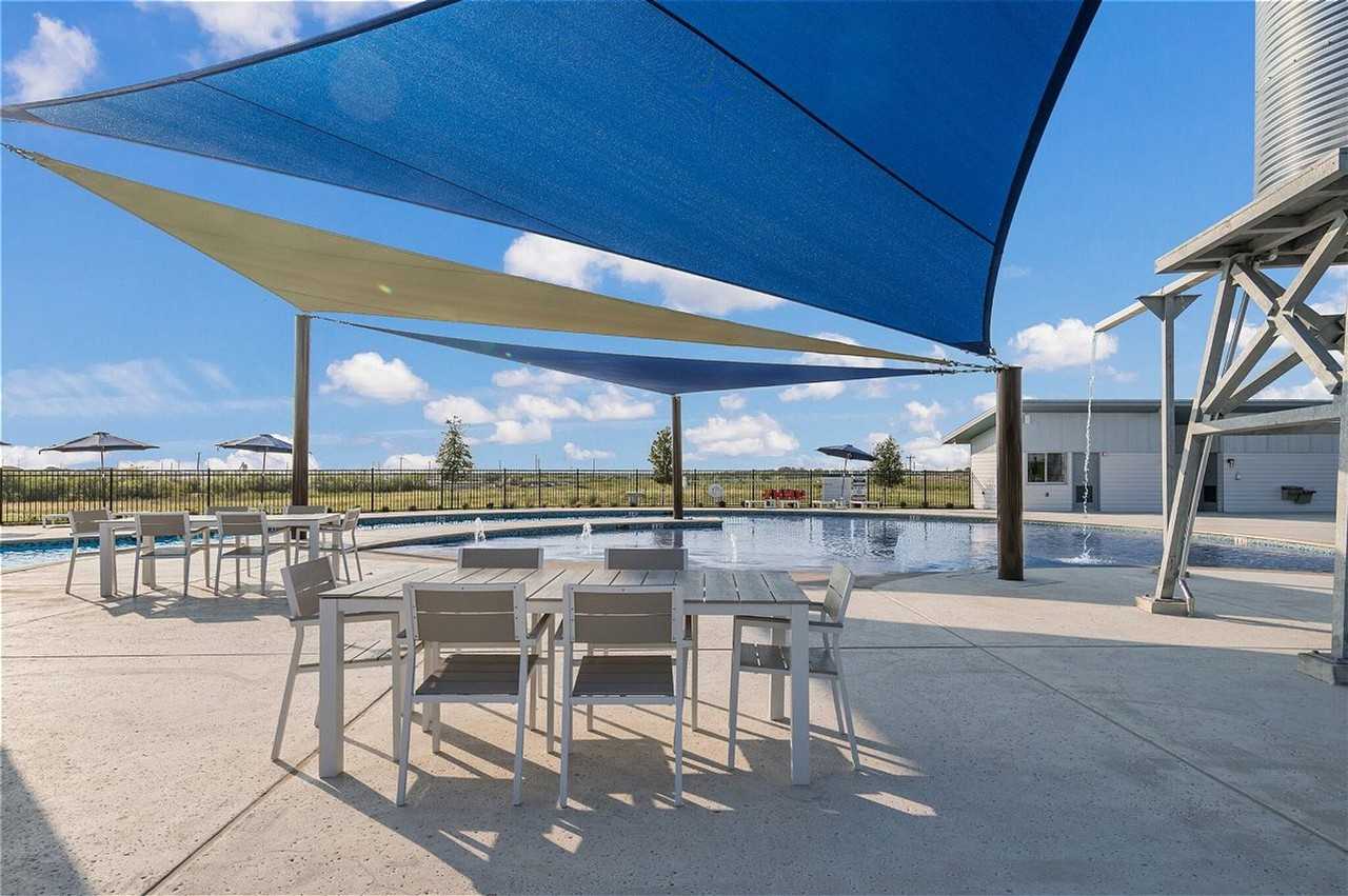 6407 Tractor Way - Photo 7 of 25