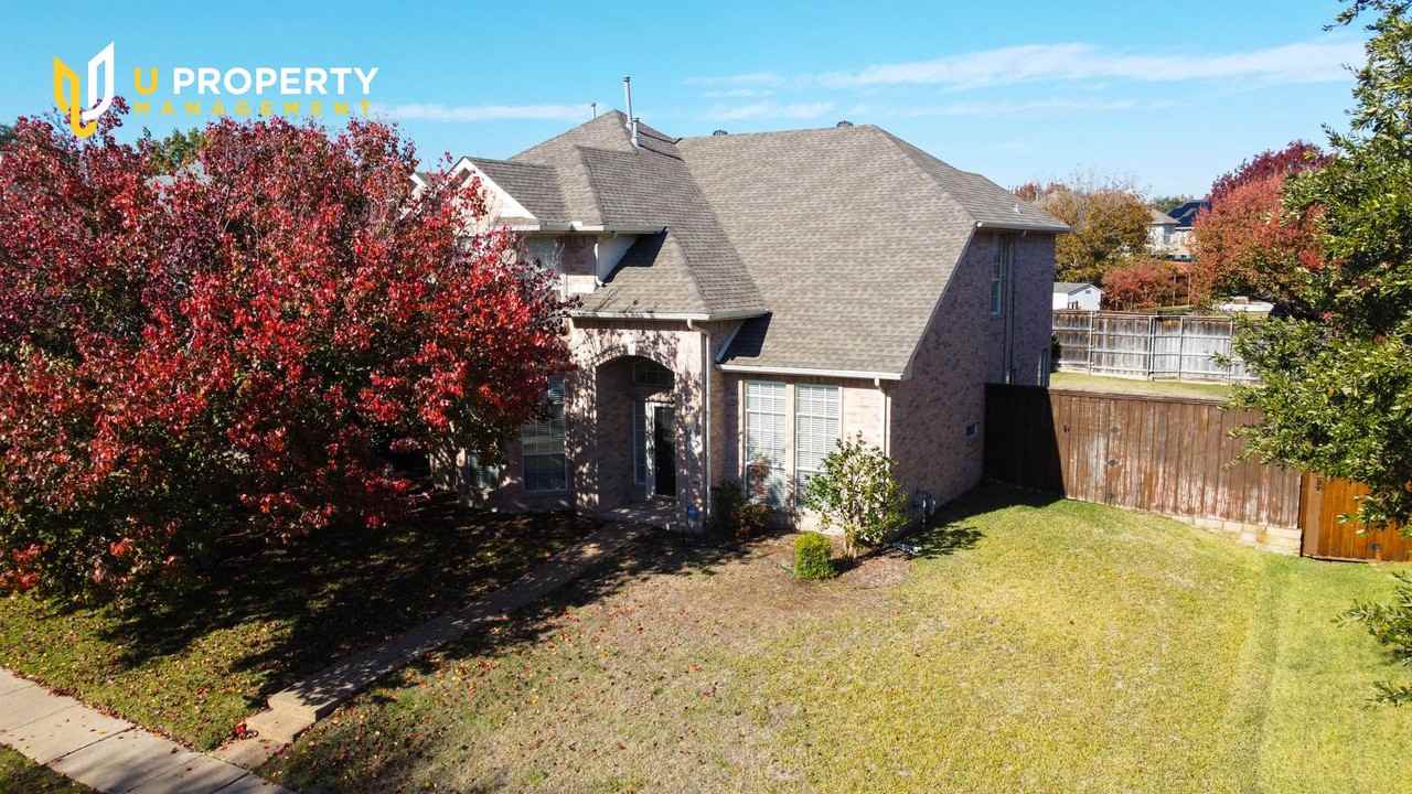 9505 Southern Hills Dr - Photo 3 of 38