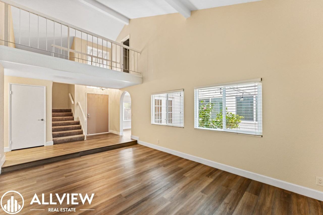 22111 Salcedo - Photo 3 of 29