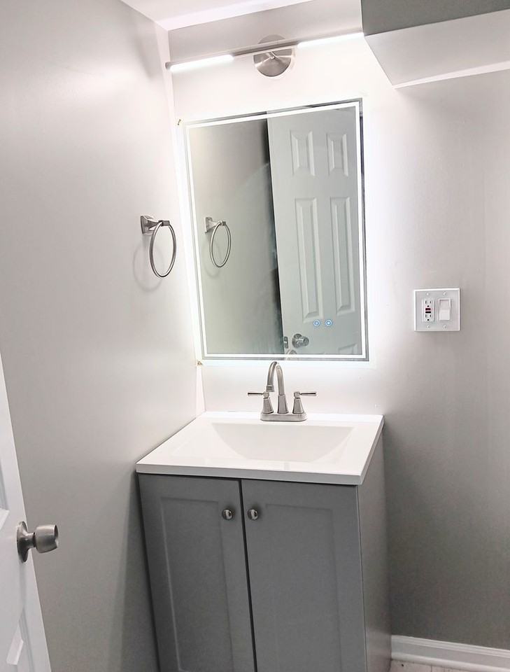 237 Rutledge St - Photo 3 of 10