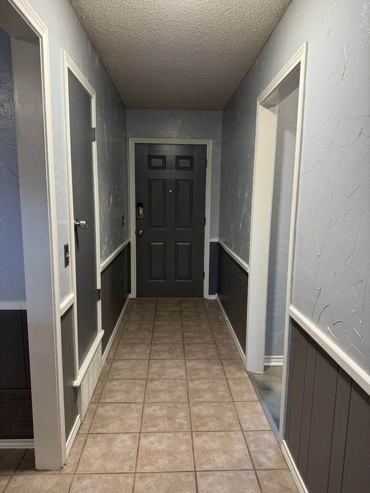 4825 73rd St - Photo 3 of 26