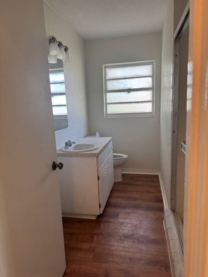 8505 Shreck Rd - Photo 4 of 19