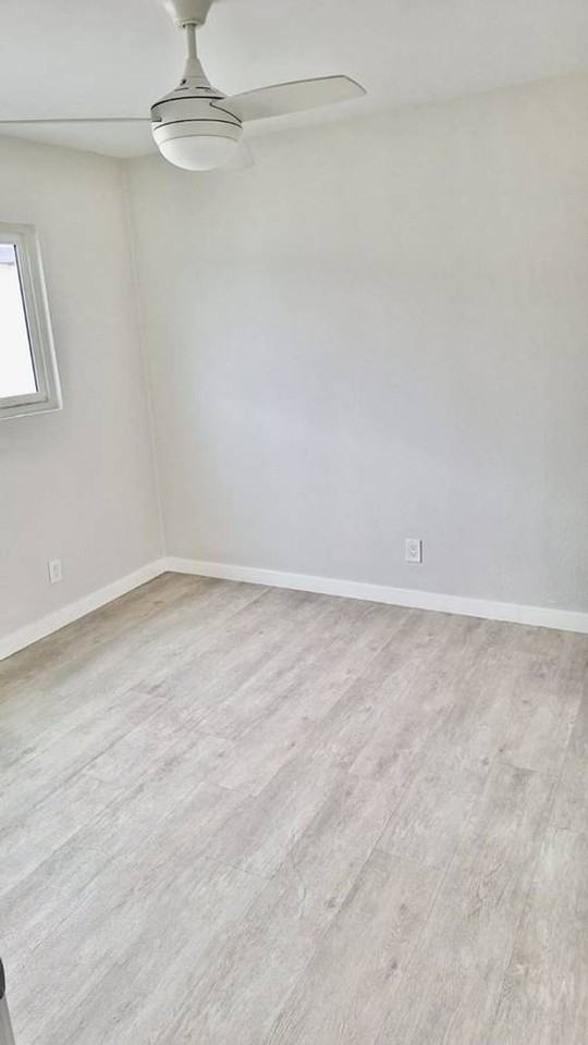 MOVE IN SPECIAL!!! $153 DOLLARS OFF FOR THE 1ST 3 MONTHS. Remodeled 3 bedroom 1.5 bath 2nd floor unit. - Photo 3 of 7