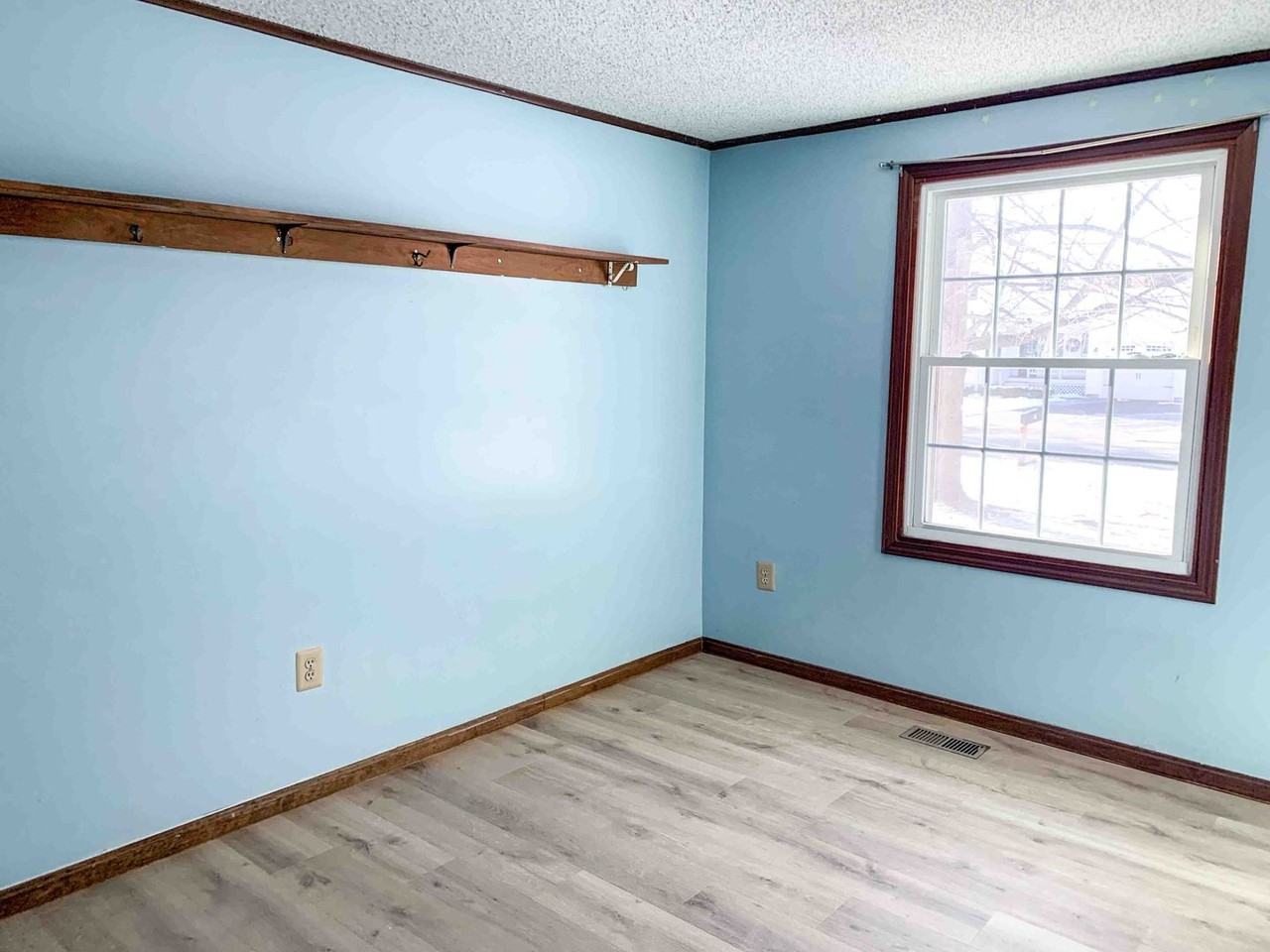 76 Straits Rd - Photo 4 of 11