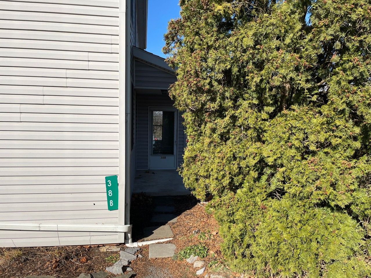 38B Middle Spring Rd - Photo 3 of 19