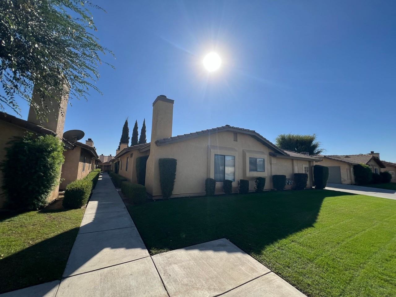 Lyn River Ct 8609 - Photo 2 of 3